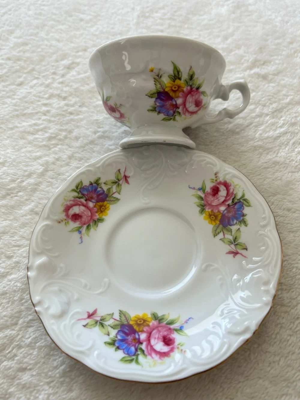 Demitasse Tea Cups and Saucers - Picture 11 of 13